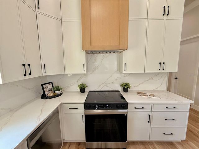 5637 MARINELL DRIVE, Orlando, FL 32809