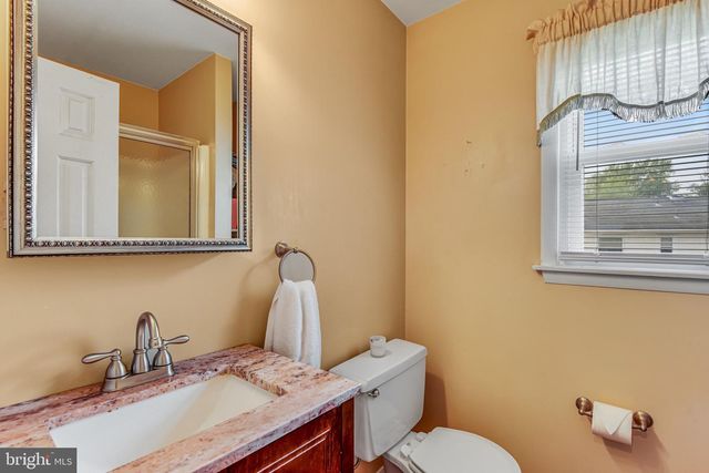 9728 KING GEORGE DR, Manassas, VA 20109