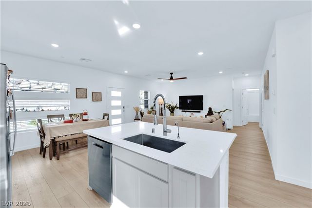 897 Carlton Terrace Lane, Las Vegas, NV 89138