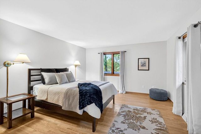 N6666 Upper Shorewood Hill Road, Lake Mills, WI 53551