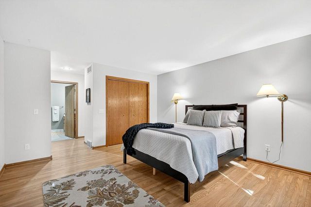 N6666 Upper Shorewood Hill Road, Lake Mills, WI 53551