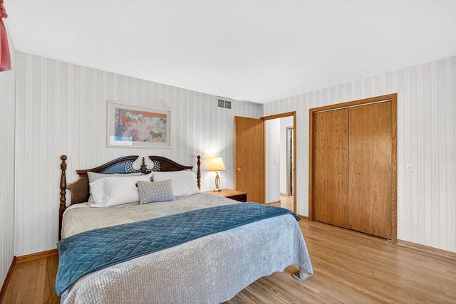 N6666 Upper Shorewood Hill Road, Lake Mills, WI 53551