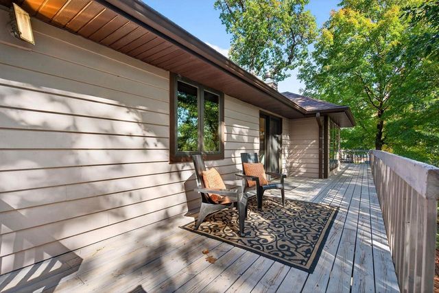 N6666 Upper Shorewood Hill Road, Lake Mills, WI 53551