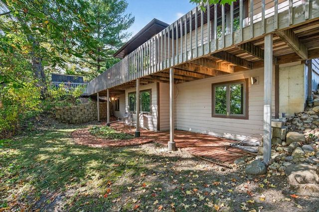 N6666 Upper Shorewood Hill Road, Lake Mills, WI 53551