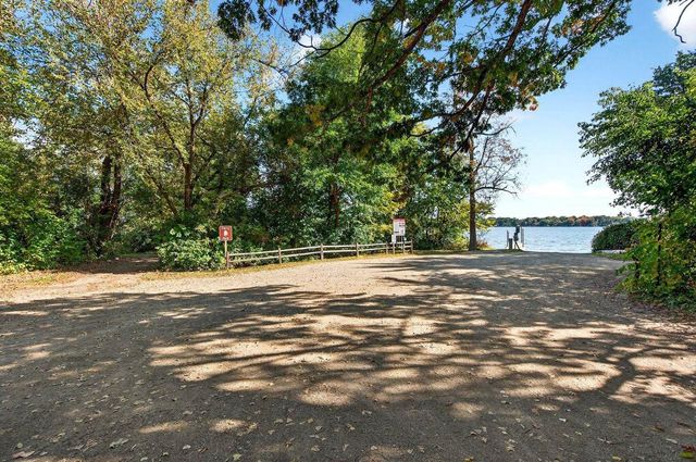 N6666 Upper Shorewood Hill Road, Lake Mills, WI 53551