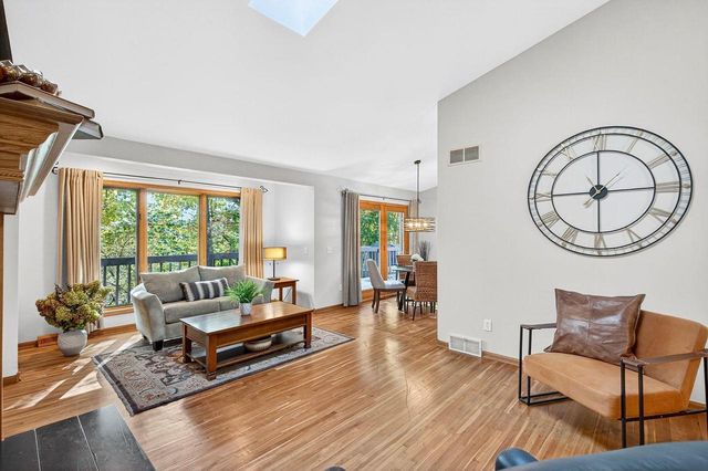 N6666 Upper Shorewood Hill Road, Lake Mills, WI 53551