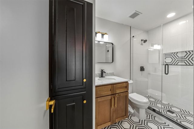 10370 Longmont Drive, Houston, TX 77042