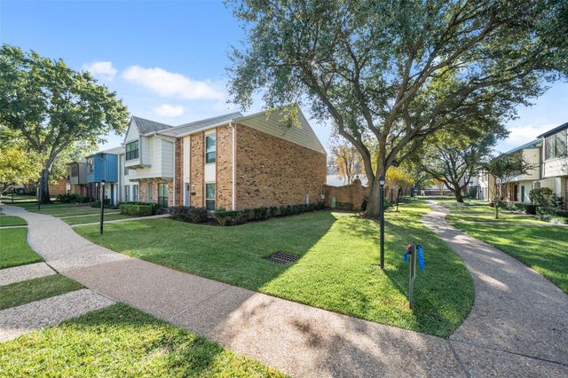 10370 Longmont Drive, Houston, TX 77042