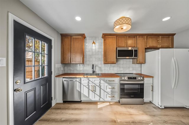 10370 Longmont Drive, Houston, TX 77042