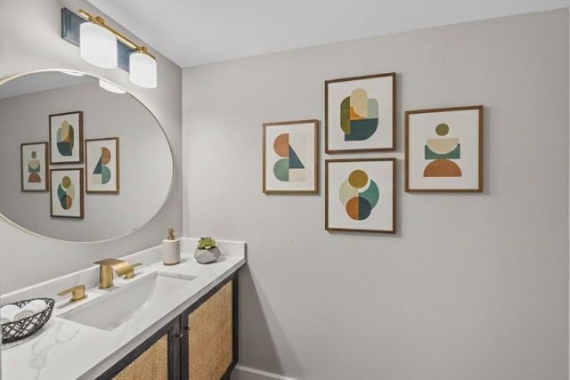 10370 Longmont Drive, Houston, TX 77042