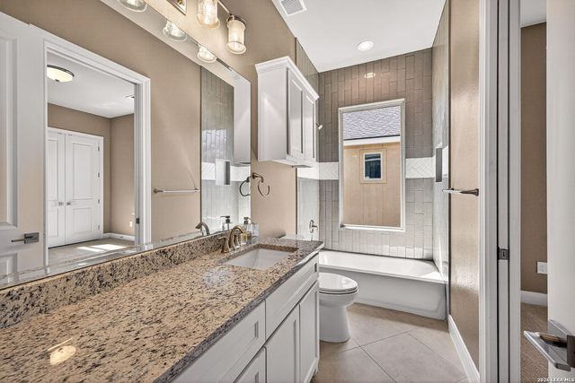 123 John T Court, Castroville, TX 78009