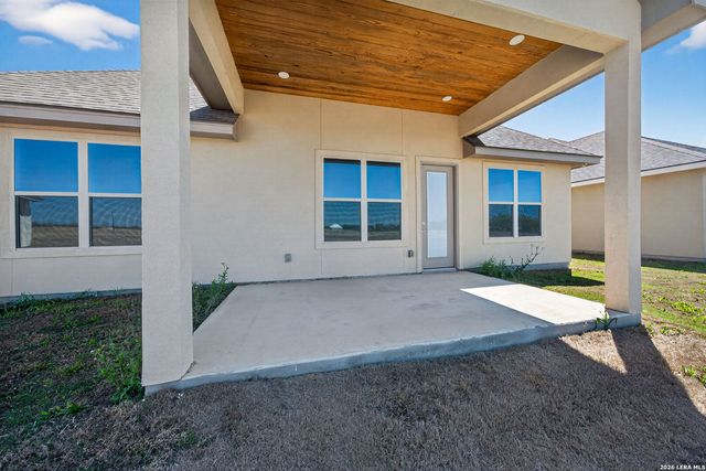 123 John T Court, Castroville, TX 78009