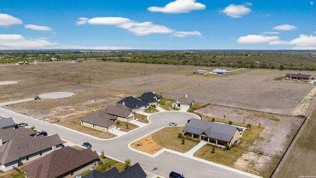 123 John T Court, Castroville, TX 78009