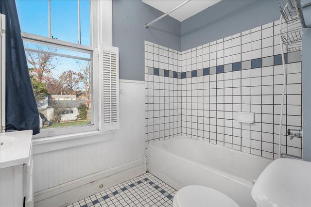 107 Richmond Avenue, Nicholasville, KY 40356