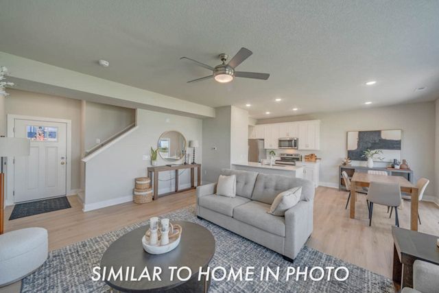 6932 Poppy Court, Johnston, IA 50131