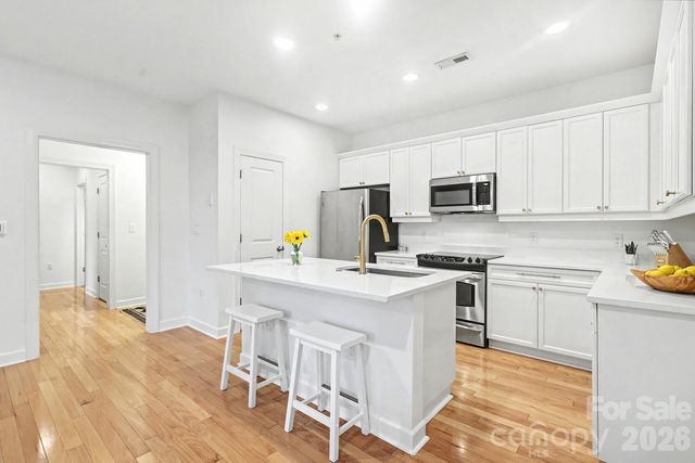 1829 Kenilworth Avenue 206B, Charlotte, NC 28203