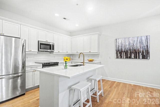 1829 Kenilworth Avenue 206B, Charlotte, NC 28203