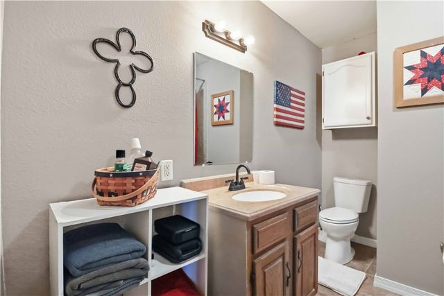 16638 Logan Cave Road, Siloam Springs, AR 72761