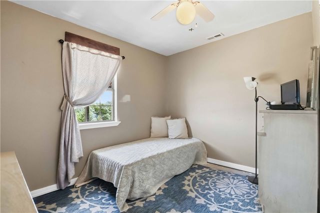 16638 Logan Cave Road, Siloam Springs, AR 72761