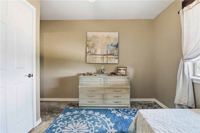 16638 Logan Cave Road, Siloam Springs, AR 72761