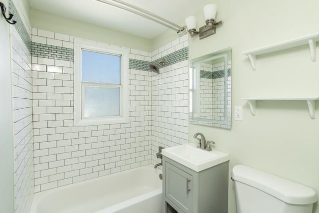 5709 N Cochran St, Spokane, WA 99205