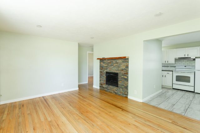 5709 N Cochran St, Spokane, WA 99205
