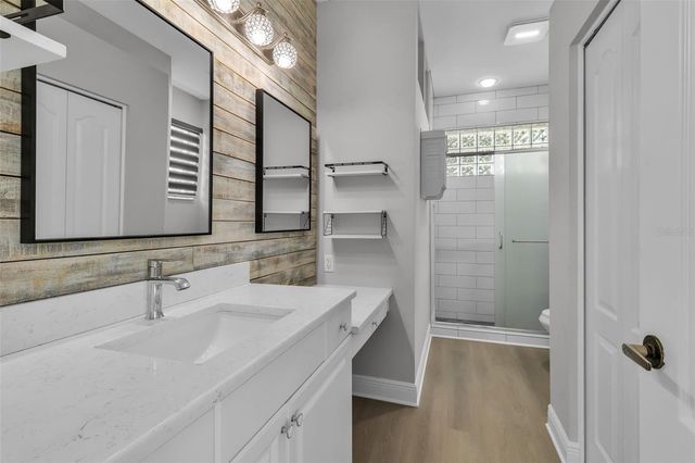 4930 78TH STREET E, Bradenton, FL 34203