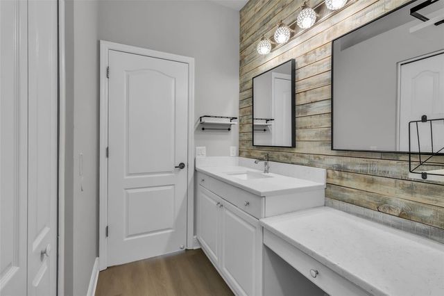 4930 78TH STREET E, Bradenton, FL 34203