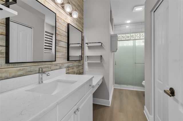 4930 78TH STREET E, Bradenton, FL 34203