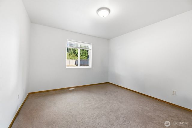 815 Cody Street SE, Rainier, WA 98576