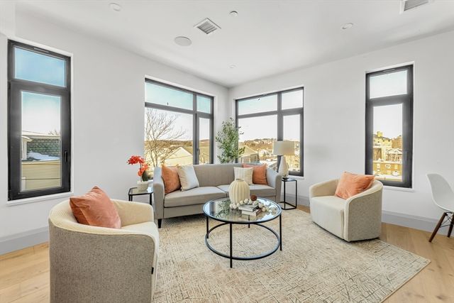 34 Oak Street 202, Boston, MA 02136