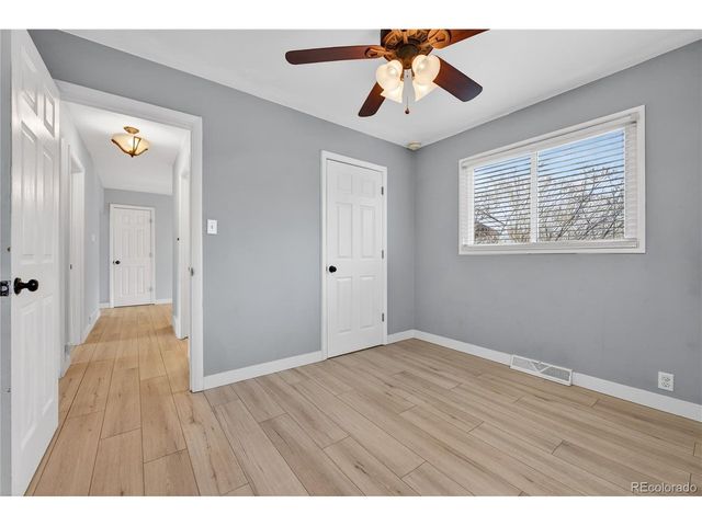 3379 W Wagon Trail Dr, Englewood, CO 80110