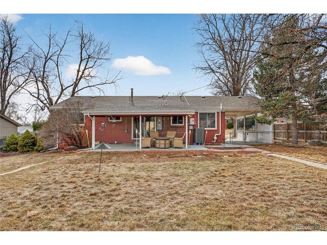 3379 W Wagon Trail Dr, Englewood, CO 80110