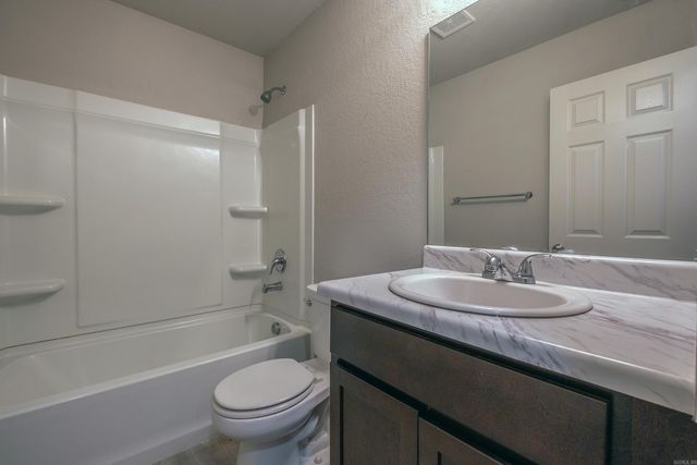 2120 Bentwood Drive, Bryant, AR 72002