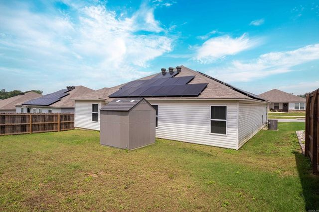 2120 Bentwood Drive, Bryant, AR 72002