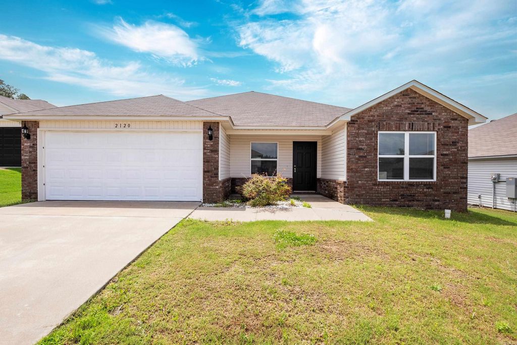 2120 Bentwood Drive, Bryant, AR 72002