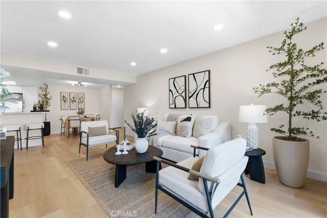 278 N Wilshire B31, Anaheim, CA 92801