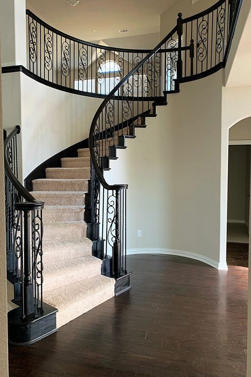 106 Laurel Oak Drive, Red Oak, TX 75154