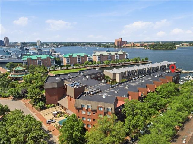 255 College Cross Apt 77, Norfolk, VA 23510