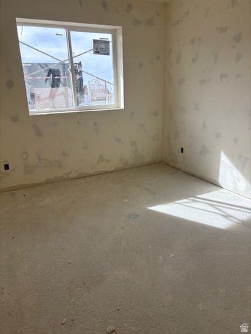 728 E MOUNTAIN ROAD, North Ogden, UT 84414