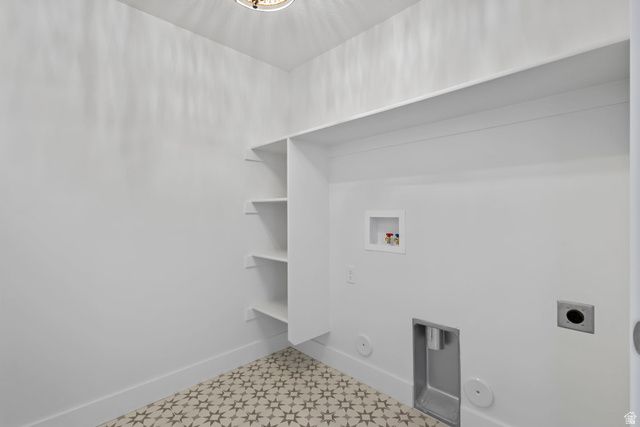 728 E MOUNTAIN ROAD, North Ogden, UT 84414