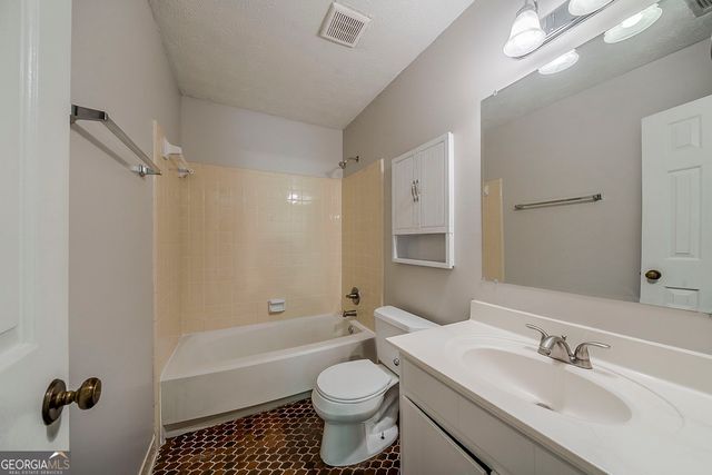 228 Amour Way SW, Lilburn, GA 30047