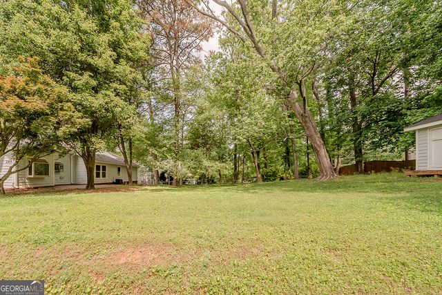 228 Amour Way SW, Lilburn, GA 30047