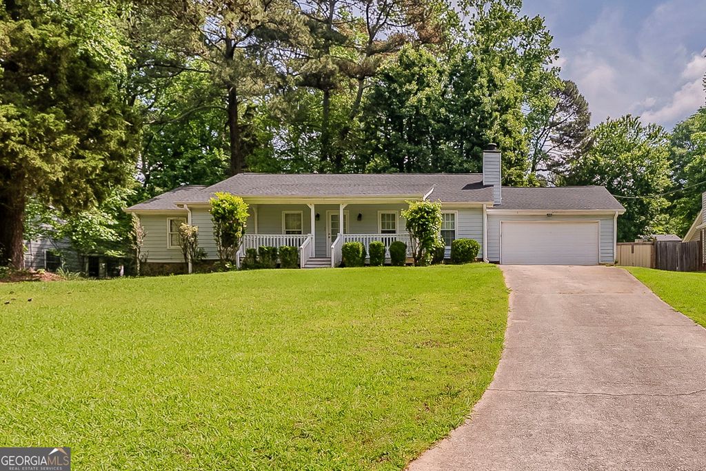 228 Amour Way SW, Lilburn, GA 30047