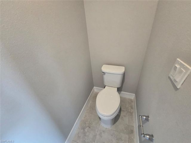 1021 Alcalde ST E, Lehigh Acres, FL 33974
