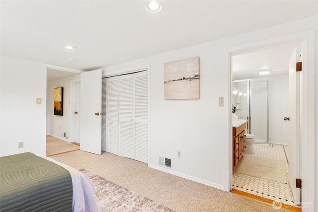 1916 E McGraw Street, Seattle, WA 98112