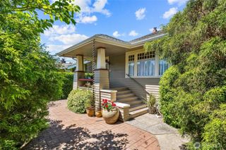 1916 E McGraw Street, Seattle, WA 98112