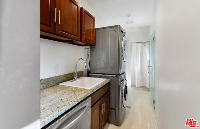 1420 ASHLAND Avenue, Santa Monica, CA 90405