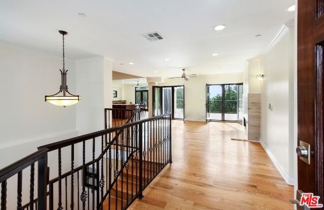 1420 ASHLAND Avenue, Santa Monica, CA 90405