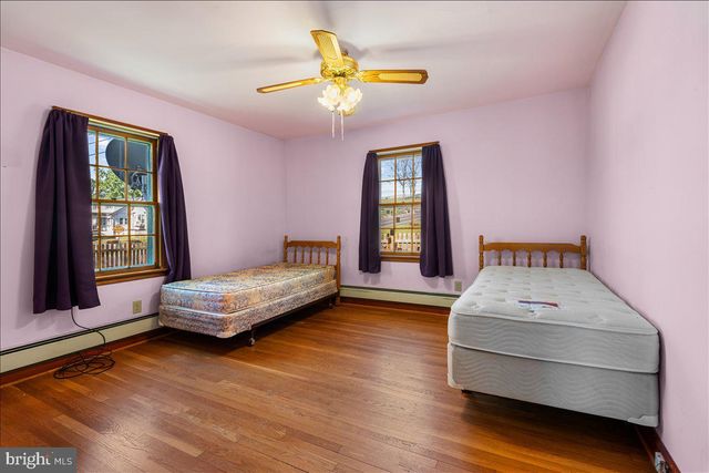 246 MARYLAND AVE, Hancock, MD 21750